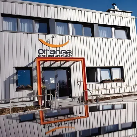Orange Hotel und Apartments