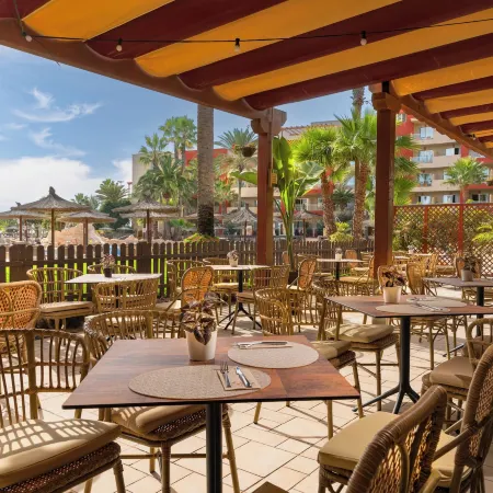 Elba Carlota Beach & Golf Resort