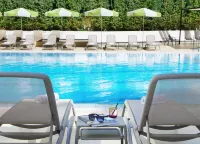 Brown Jerusalem Hotel & Convention Center - 泳池