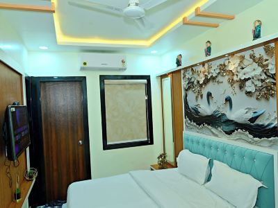 Gehlot Paradise Hotel