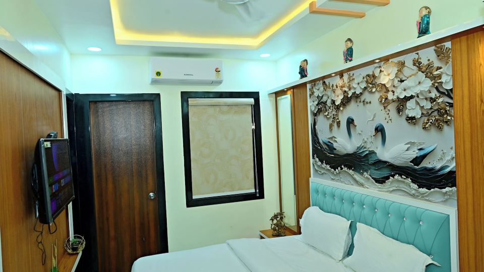 Gehlot Paradise Hotel