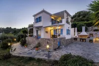 Villa Avaton με απίθανη θέα στη θάλασσα και στη χώρα της Σκοπέλου - 2-Star