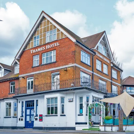 Uno Thames Hotel Maidenhead -Reopened Brand New Again -FREE PARKING