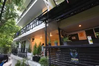Kitty Guesthouse - Alloggi