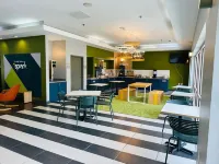 Spark by Hilton Salem East Electric Road - breakfast