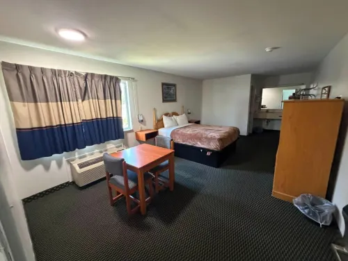 Relax Inn Dover Near Speedway
