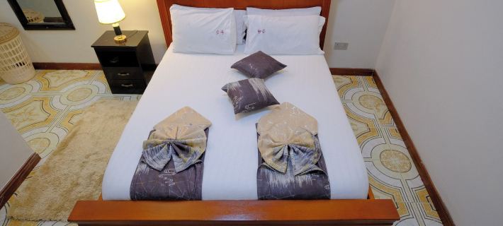 Crystal Apartments Entebbe Uganda Next to UN Base Hotele w: Entebbe