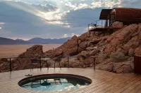 Desert Whisper - Pools