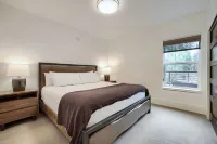Modern Mountain Living 2br/2ba, New Listing - 3-Star