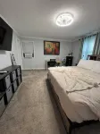 Sherizee Home close to beach and 3 miles to Salem's Haunted happenings - 3성급
