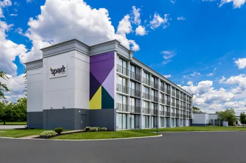 Spark by Hilton Akron Fairlawn - Gym