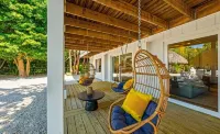 7 Bedroom with Dockage, Pool, Firepit, Paddle Boards & Kayaks - 4 tähden