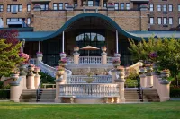 Omni Shoreham Hotel - spa