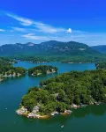Welcome to Our Little Slice of Heaven on the Lake! - 4-Star