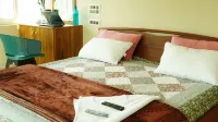 Vasu Inn - Rooms in Valparai - Mountain view