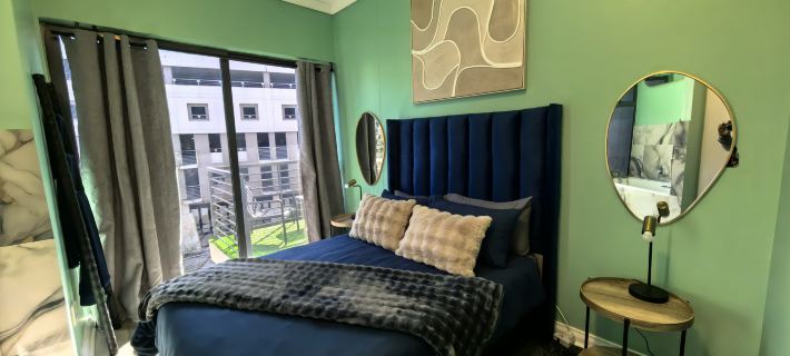 Stunning lake view apartment Hotels in Bellville