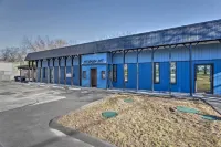 Walk to Pawtucket Country Club! Sleek Condo - WiFi