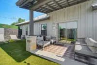 Uncorked Ranch Hill Country Home 1Mi to Winery! - spa
