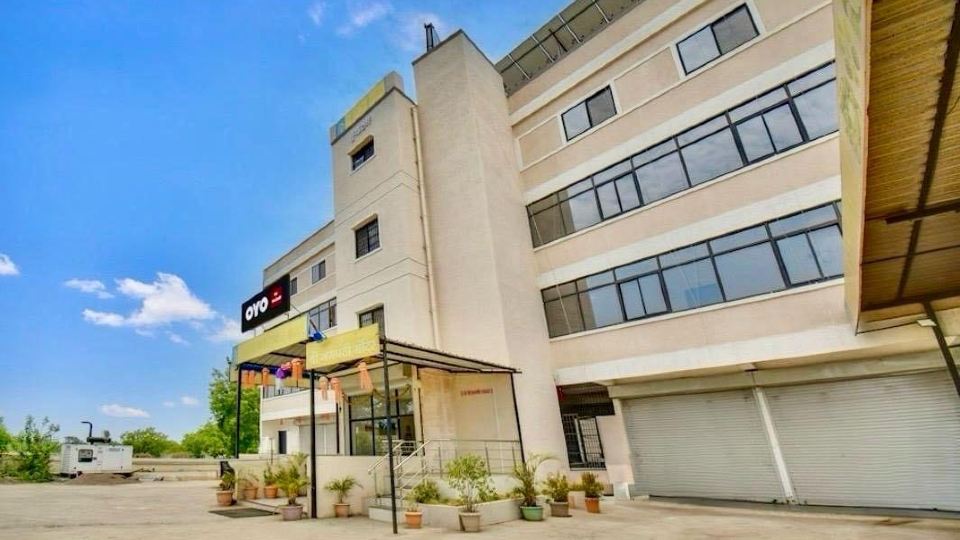Hotel O Grand Executive