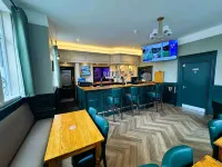 The Stuart Hotel - bar