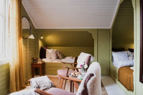 Fjærland Fjordstove Hotell - 2 звезды