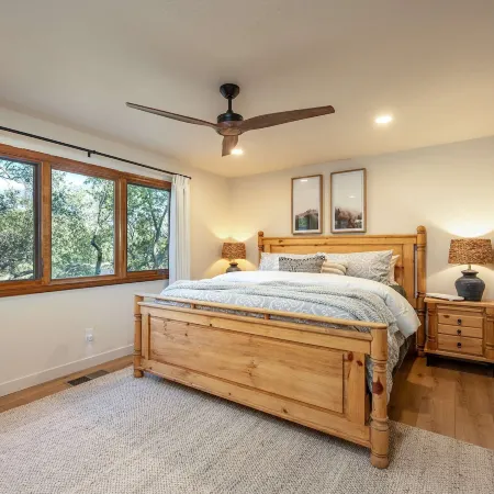 Prime Sequoia Stay Pool Hot Tub Sauna Views