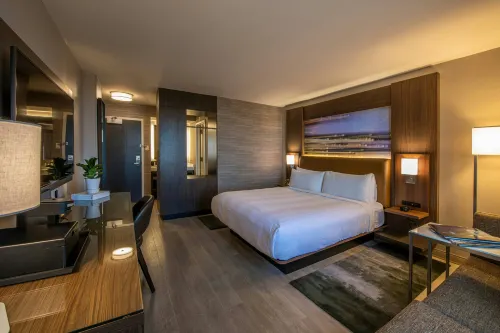 Wichita Marriott - Boutique