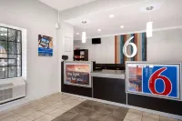 Studio 6 San Antonio, TX - Northwest Medical Center - Kitchen