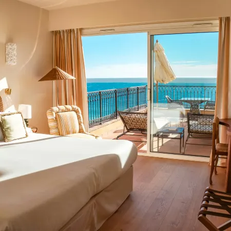 Hôtel la Pérouse Nice Baie des Anges