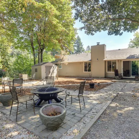 Peace & Serenity in Gresham! Sleek Home w/ Yard