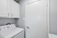 Modern Frisco Retreat 3BR House - 2-Star