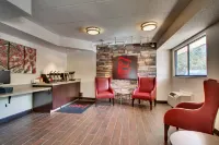 Red Roof Inn St Louis - Westport/ Maryland Heights - 2-Star