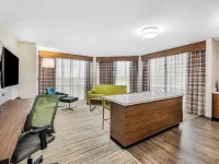 Holiday Inn Express & Suites LINCOLN DOWNTOWN by IHG Hotels near Gateway Mall