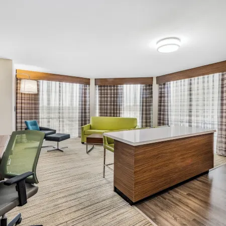 Holiday Inn Express & Suites LINCOLN DOWNTOWN by IHG