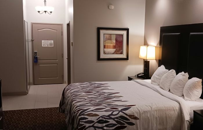 Red Roof Inn & Suites Longview