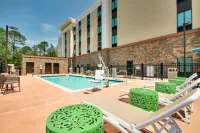 Hampton Inn & Suites Southport - Pet friendly