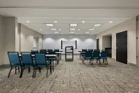 Hampton Inn Birmingham/Leeds - 2-Star