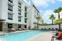 Hampton Inn & Suites Napa - piscina