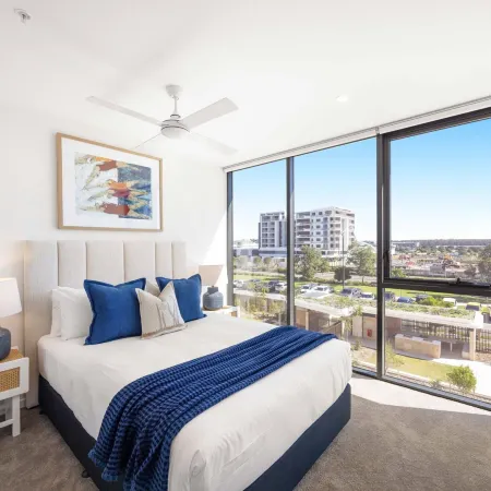 Poolside 2-bed Apartment at Lake Kawana