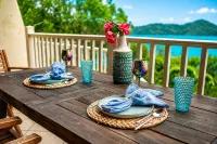 Amazing Villa Steps from the Pool, Incredible Views + Generator - 2 stelle