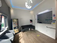 Sky Nights Hotel London Heathrow - parking