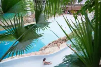 Hotel Sunparks Kempense Meren - С бассейном