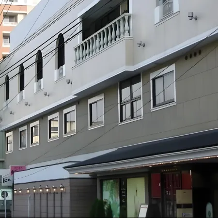 Leo Plaza Hotel