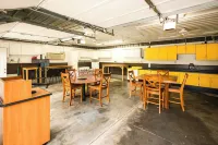 The Play House: Family Retreat 2 Mi to Pawnee Park - 2-Star