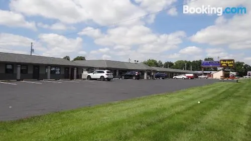 格倫布經濟酒店