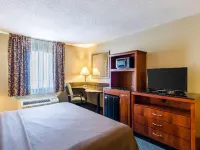 Quality Inn Chicopee-Springfield Hotels in Chicopee