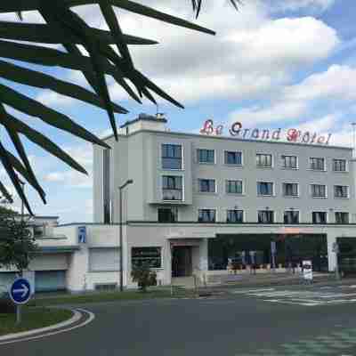 Le Grand Hotel Hotel Exterior