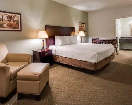 Best Western Plus Bayshore Inn Hotels in Eureka