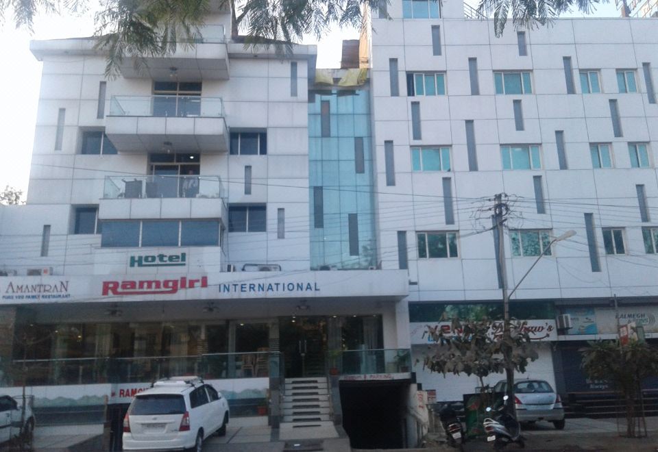 Hotel Ramgiri International - Housity