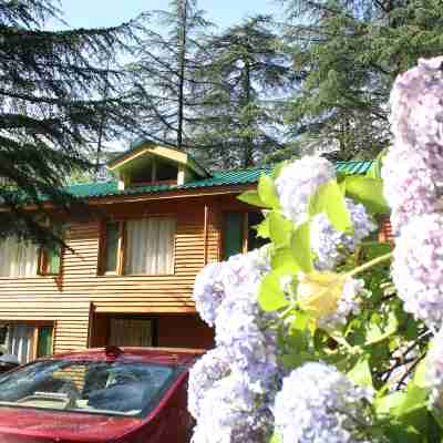 Mary's Hotel Exterior